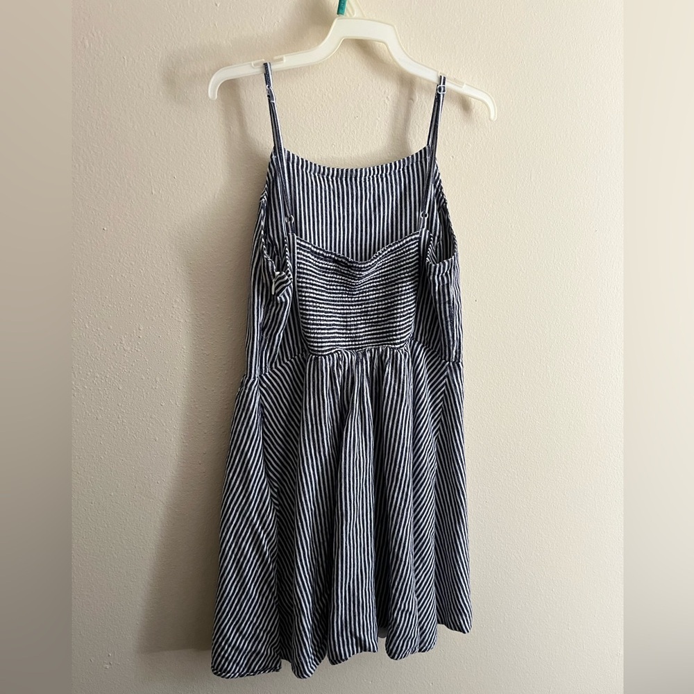 Old Navy Striped Dress - Picture 4 of 9